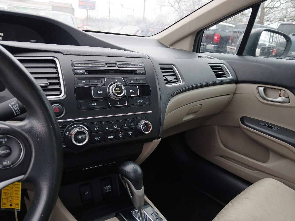 2015 Honda Civic Image 12