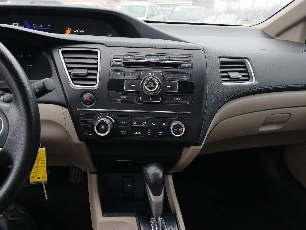 2015 Honda Civic Image 14
