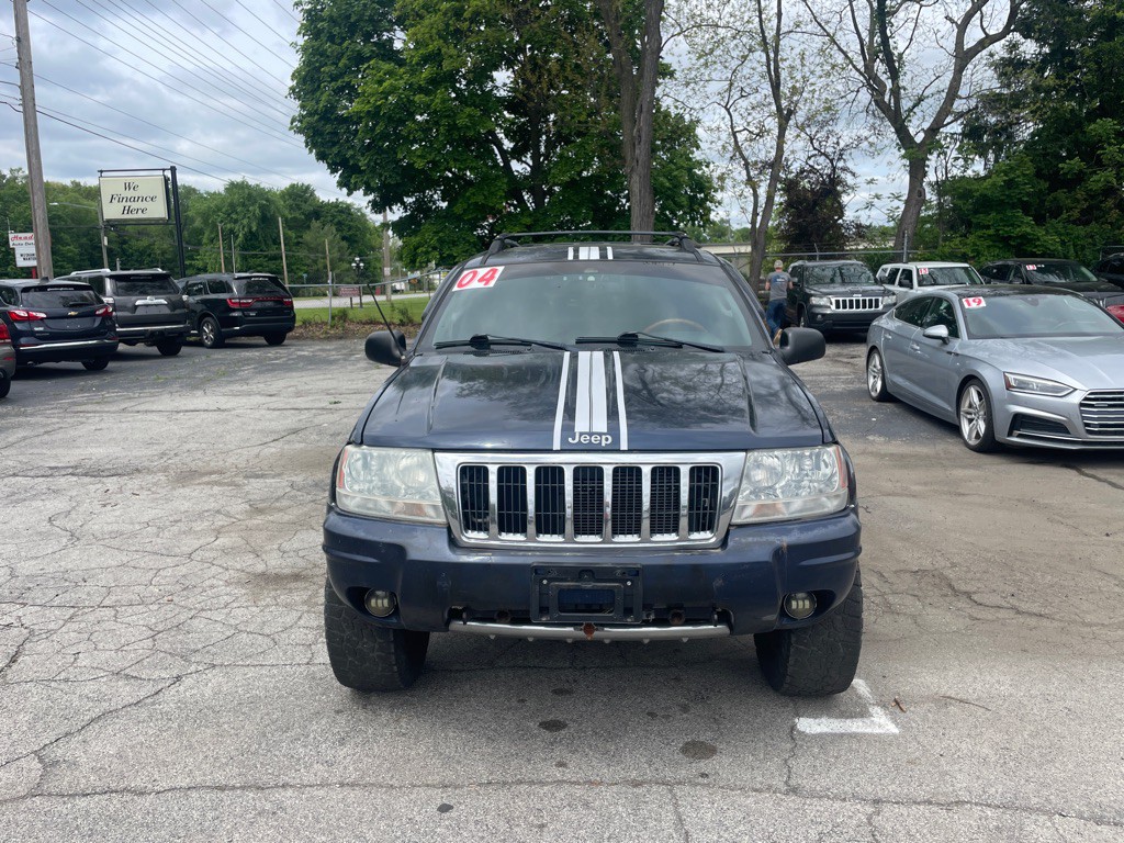 2004 Jeep Grand Cherokee Image 2