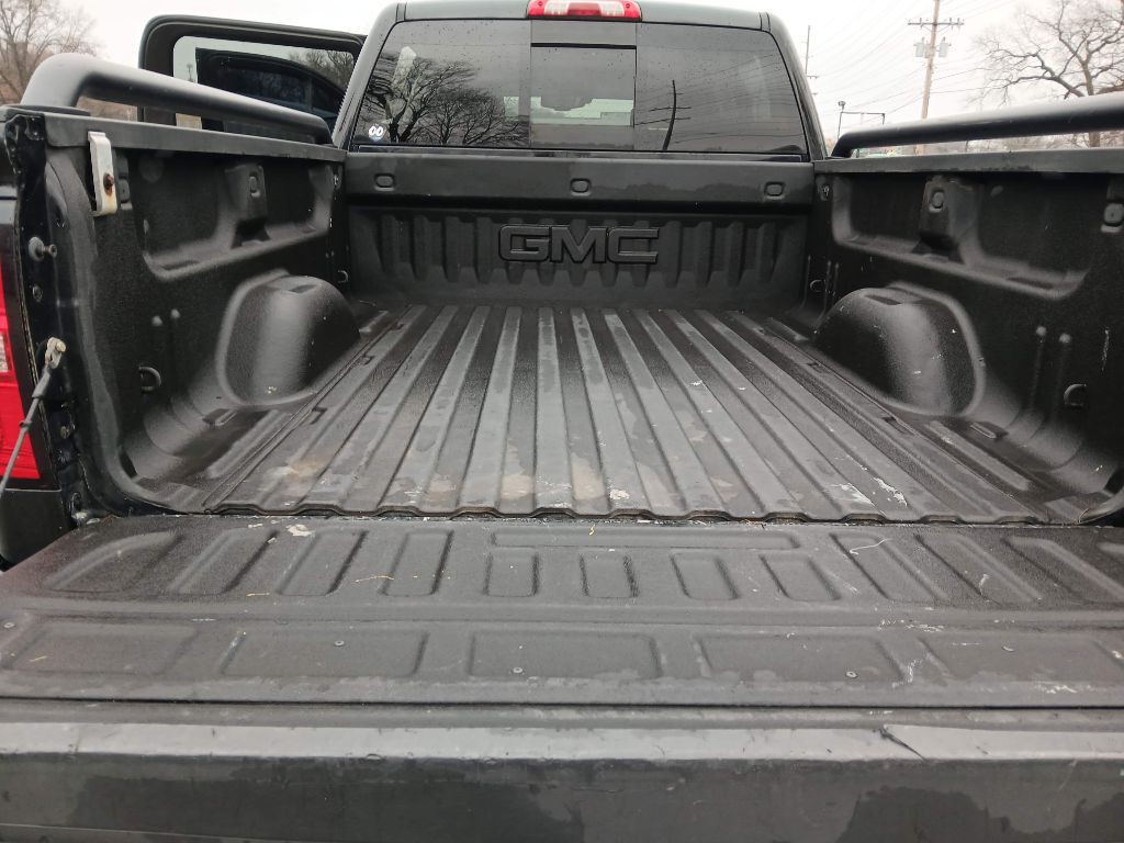 2015 GMC Sierra Image 11