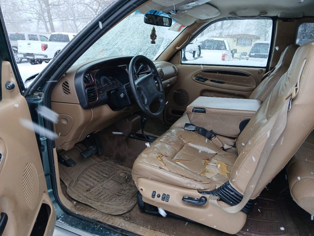 1999 Dodge Ram 1500 Image 9