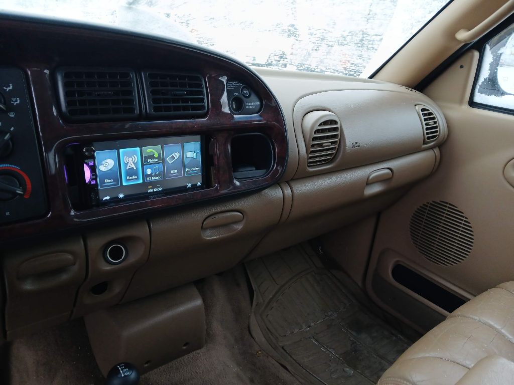 1999 Dodge Ram 1500 Image 12