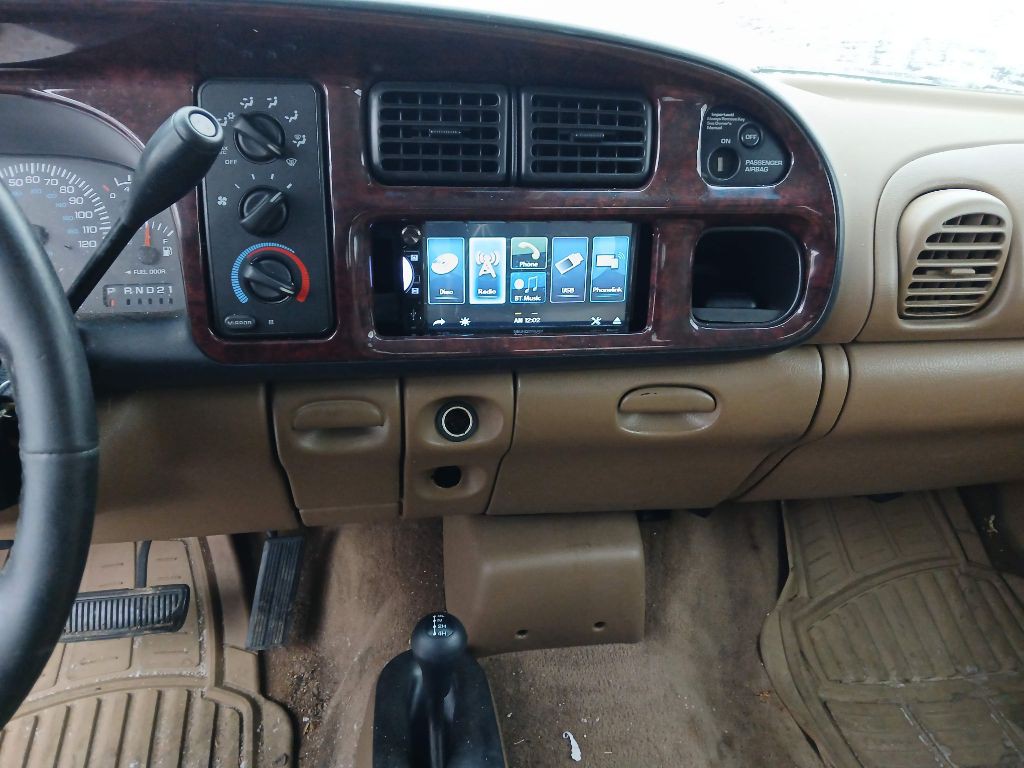 1999 Dodge Ram 1500 Image 13