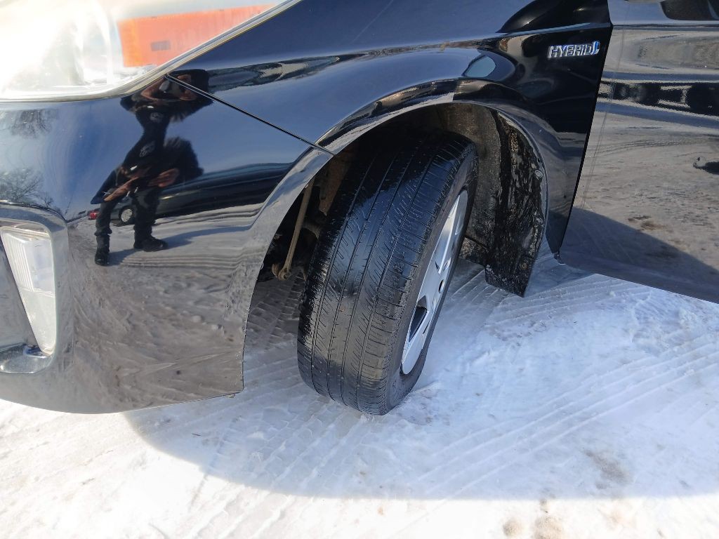 2013 Toyota Prius Image 17