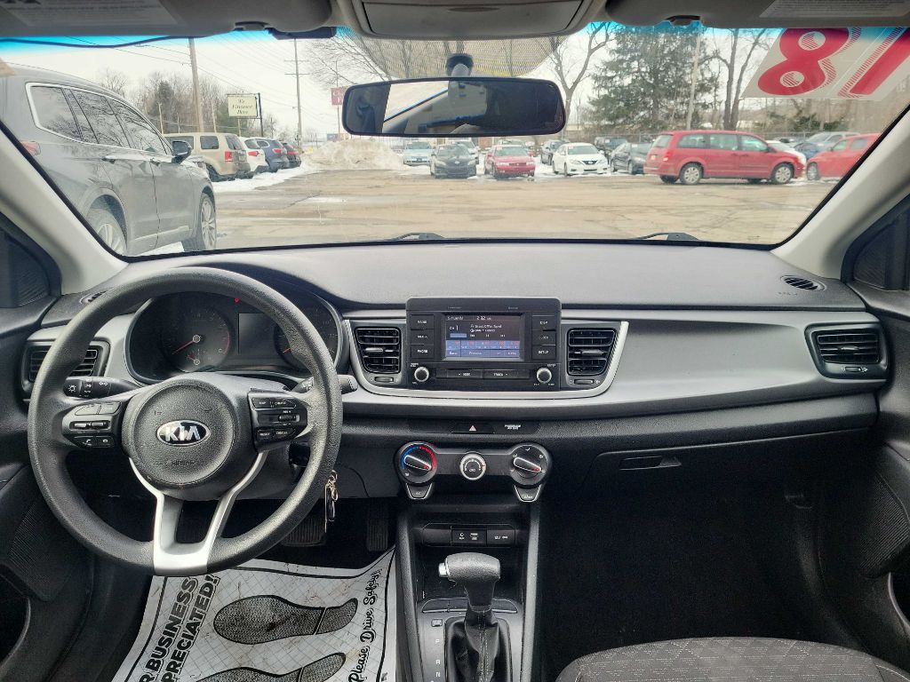 2018 Kia Rio Image 9