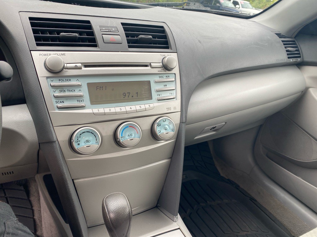 2009 Toyota Camry Image 12