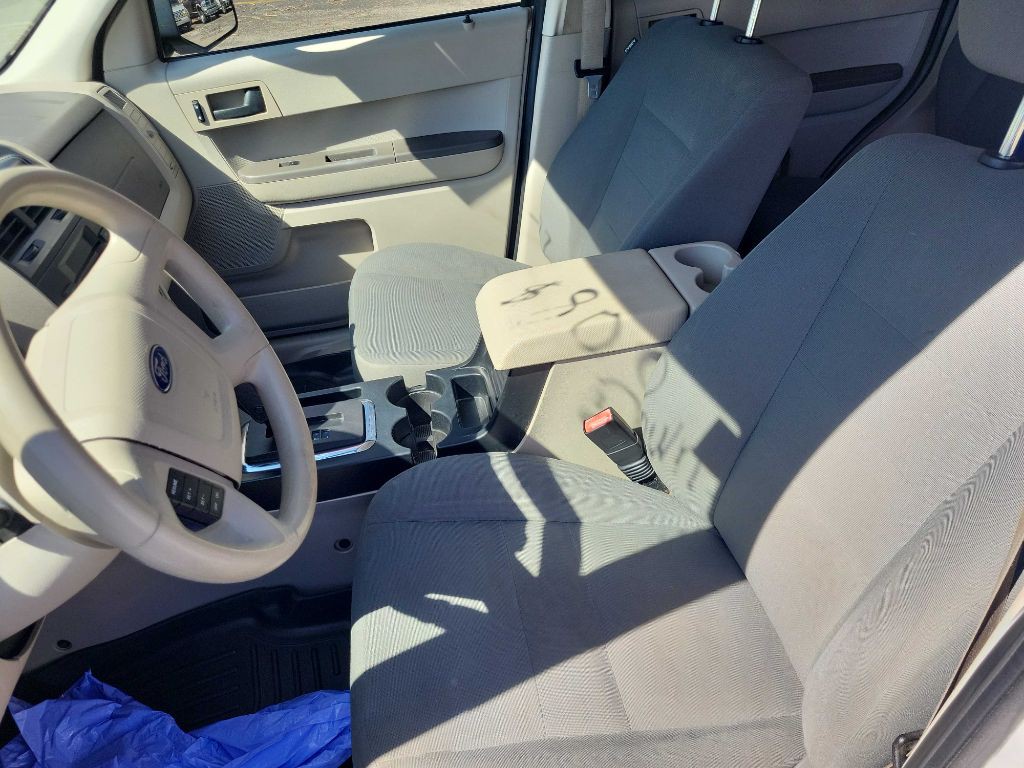 2009 Ford Escape Image 10