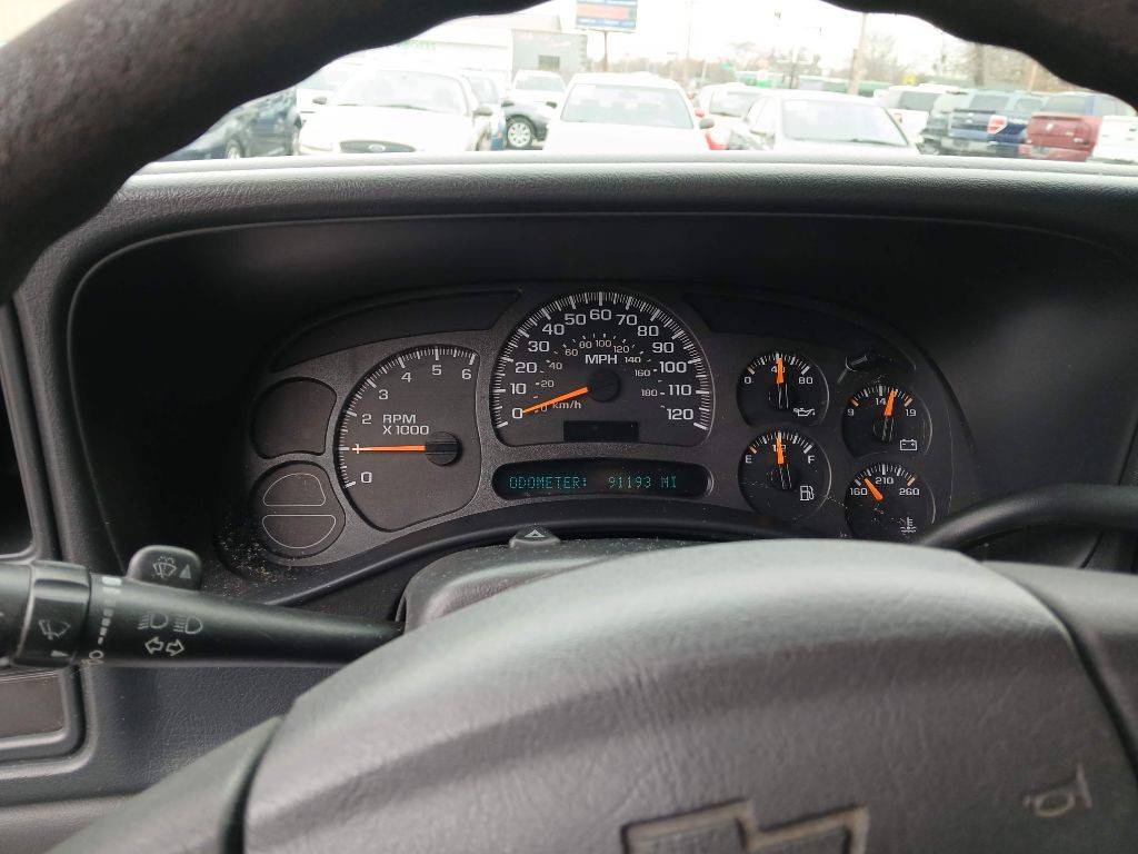 2004 Chevrolet Silverado 1500 Image 15
