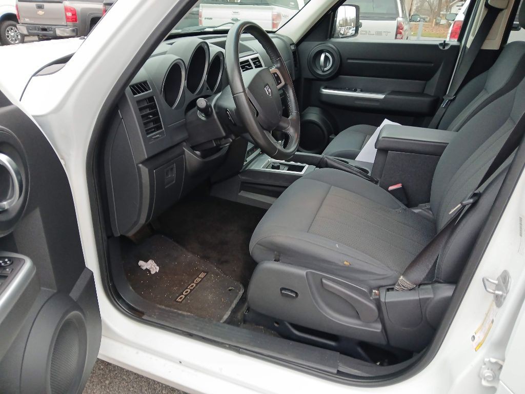 2011 Dodge Nitro Image 10