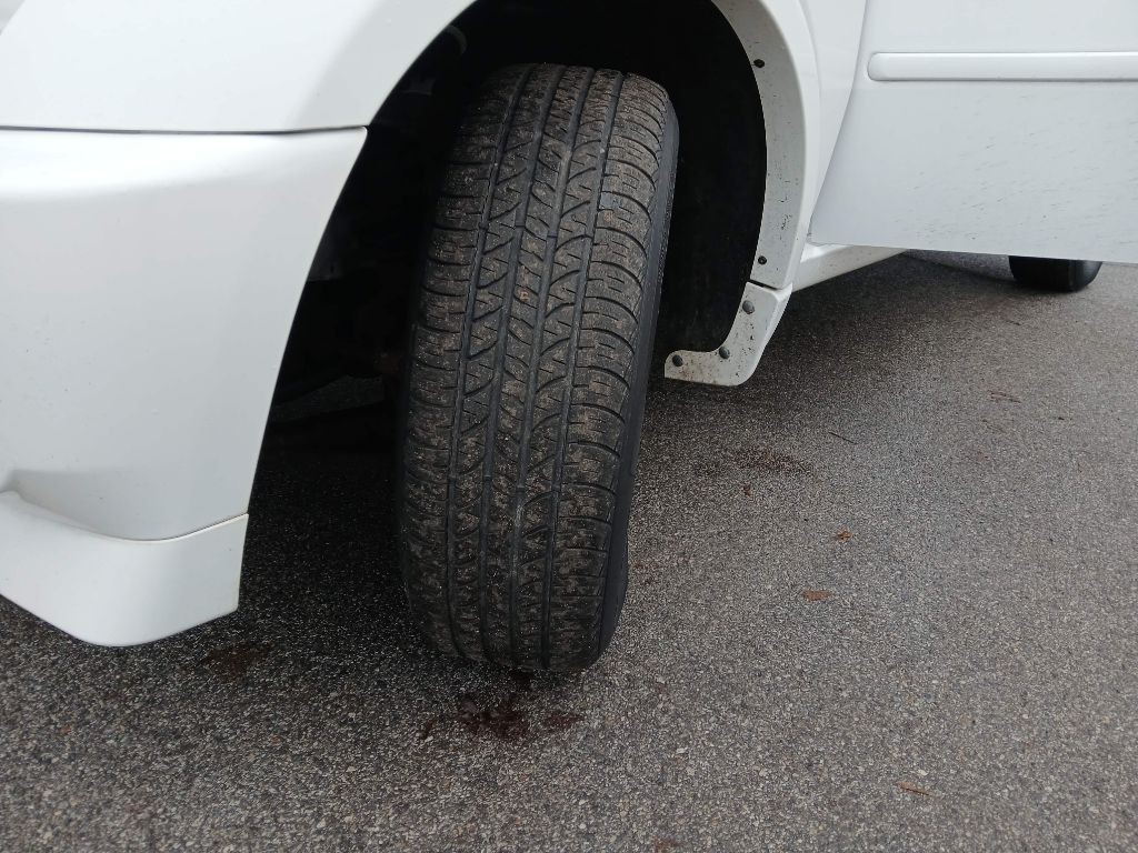 2011 Dodge Nitro Image 18