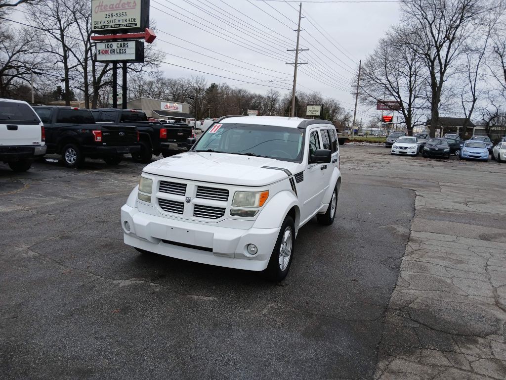 2011 Dodge Nitro Image 1