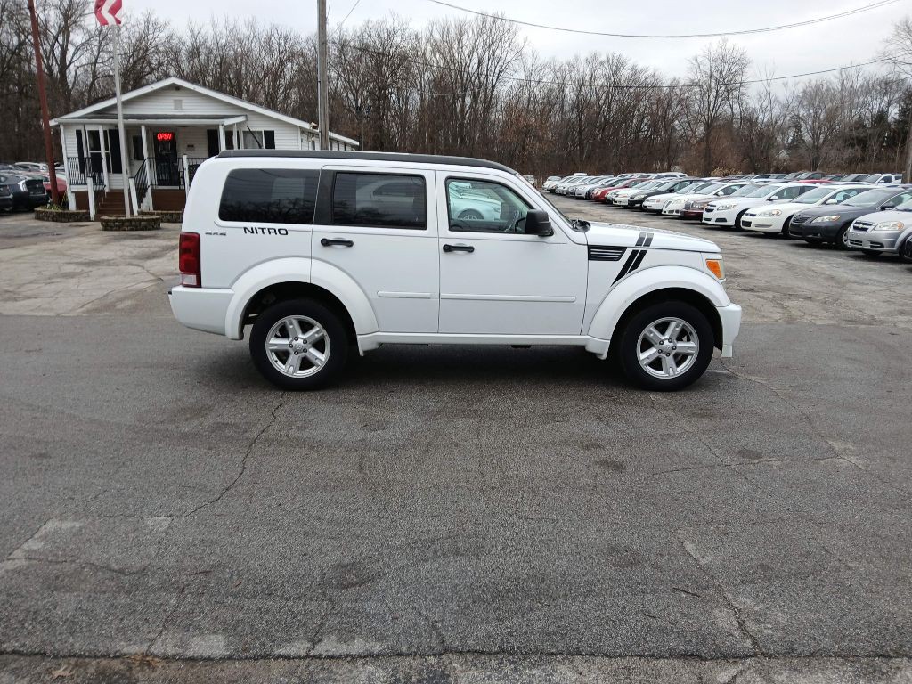 2011 Dodge Nitro Image 6