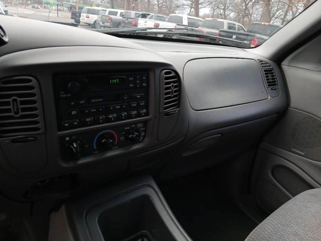 1999 Ford Expedition Image 13