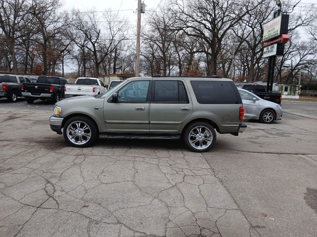 1999 Ford Expedition Image 2