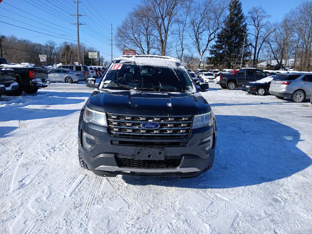 2017 Ford Explorer Image 8