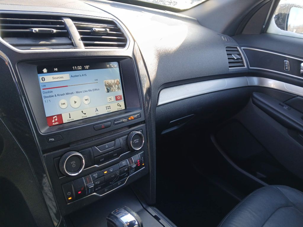 2017 Ford Explorer Image 15