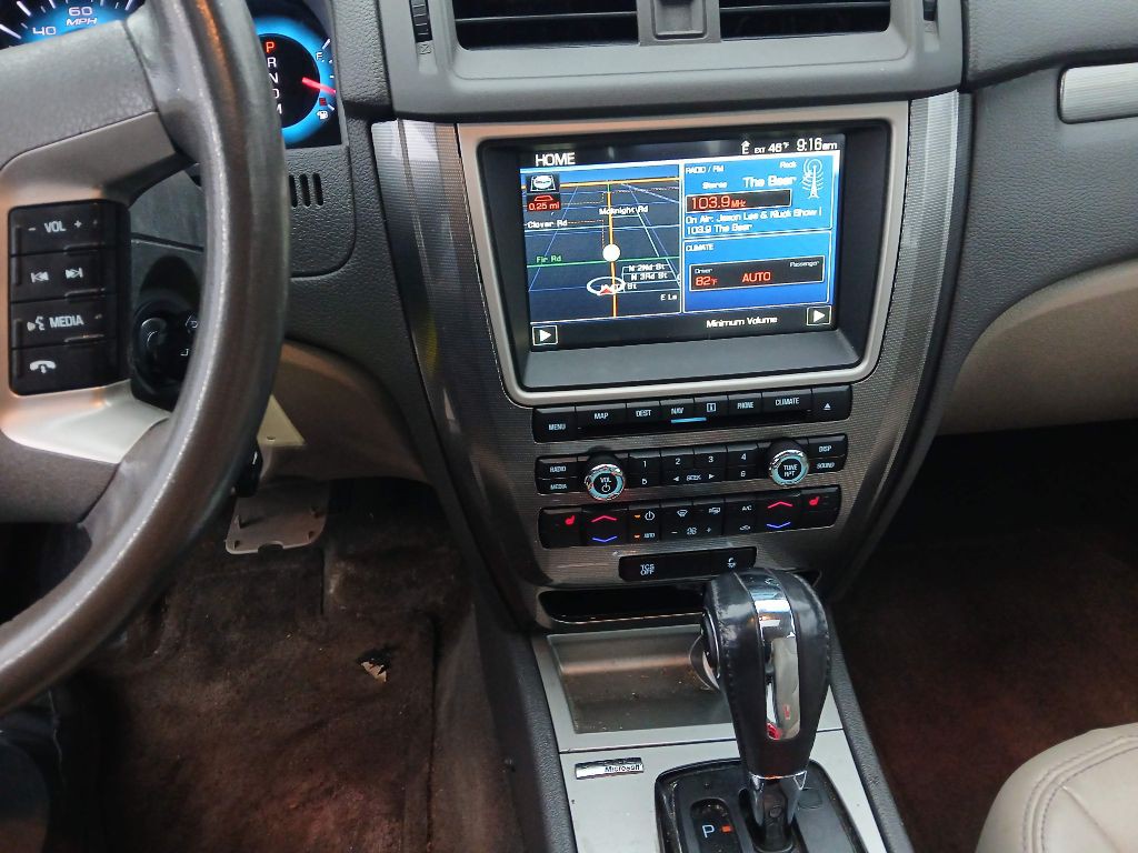 2011 Ford Fusion Image 13