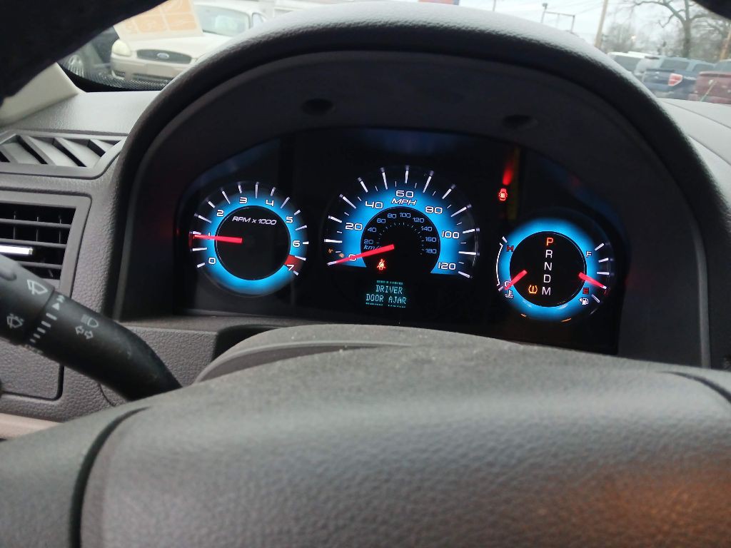 2011 Ford Fusion Image 16