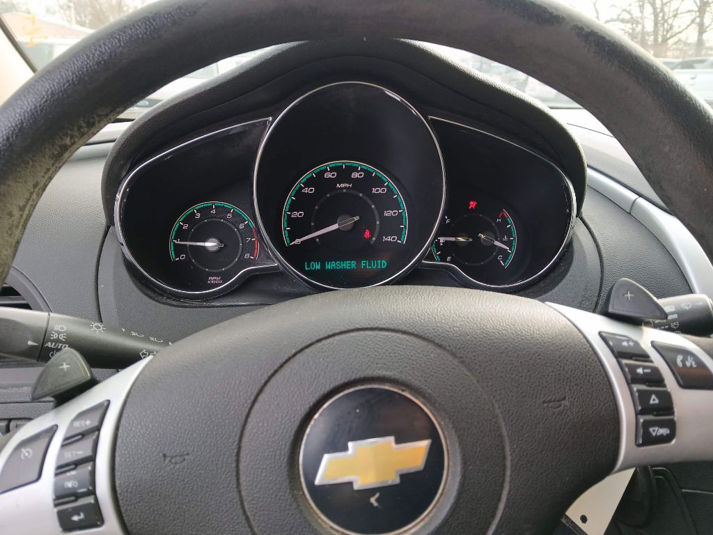 2010 Chevrolet Malibu Image 14