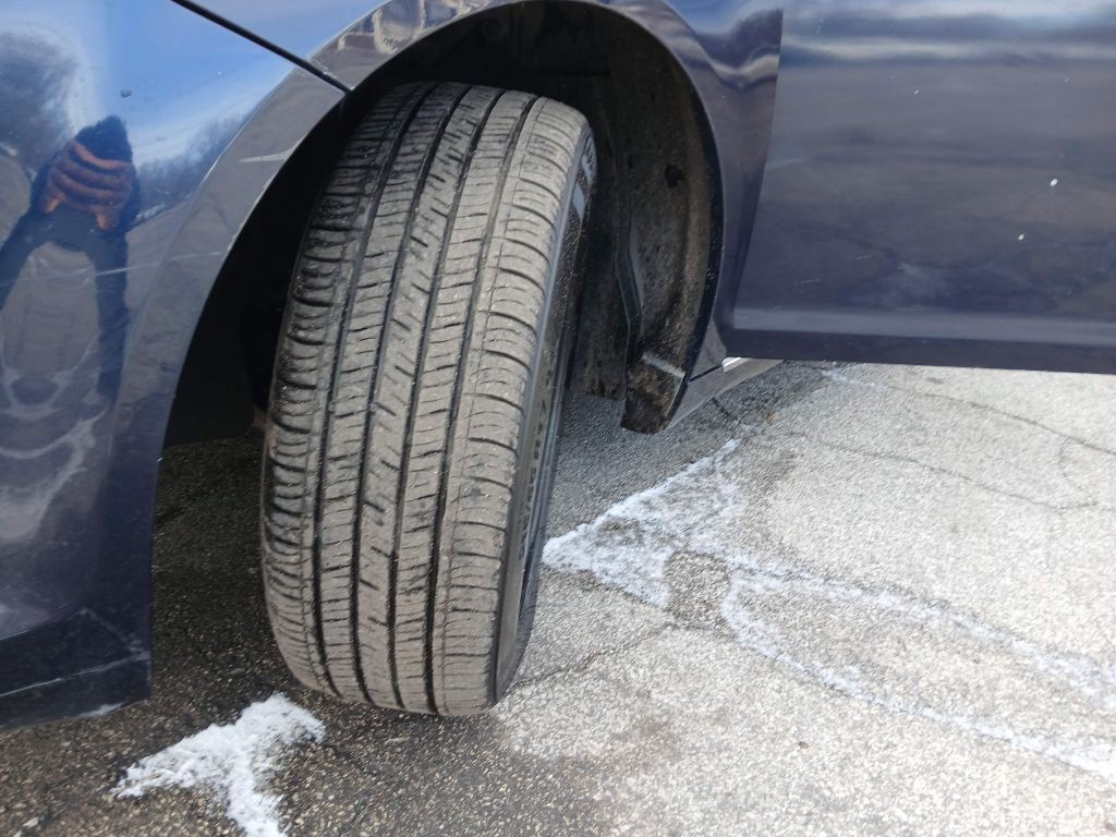 2010 Chevrolet Malibu Image 17