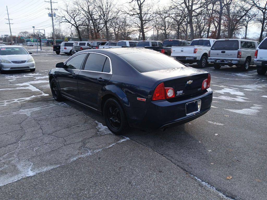 2010 Chevrolet Malibu Image 4