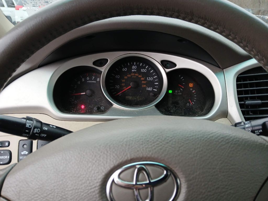 2006 Toyota Highlander Image 15