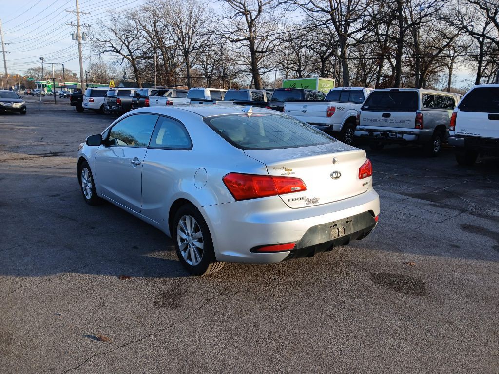 2015 Kia Forte Image 3