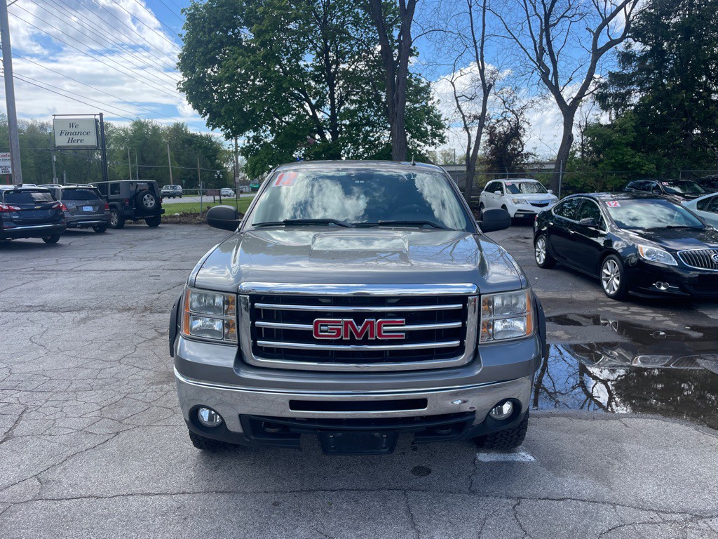 2012 GMC Sierra Image 2
