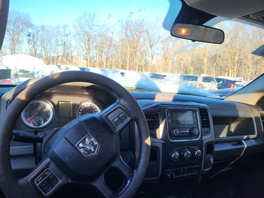 2017 RAM 3500 Image 2