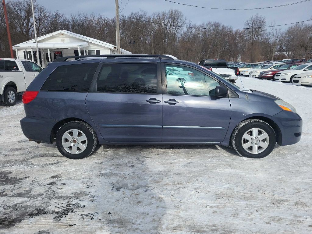 2008 Toyota Sienna Image 10