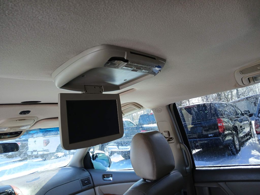 2009 Toyota Sienna Image 13