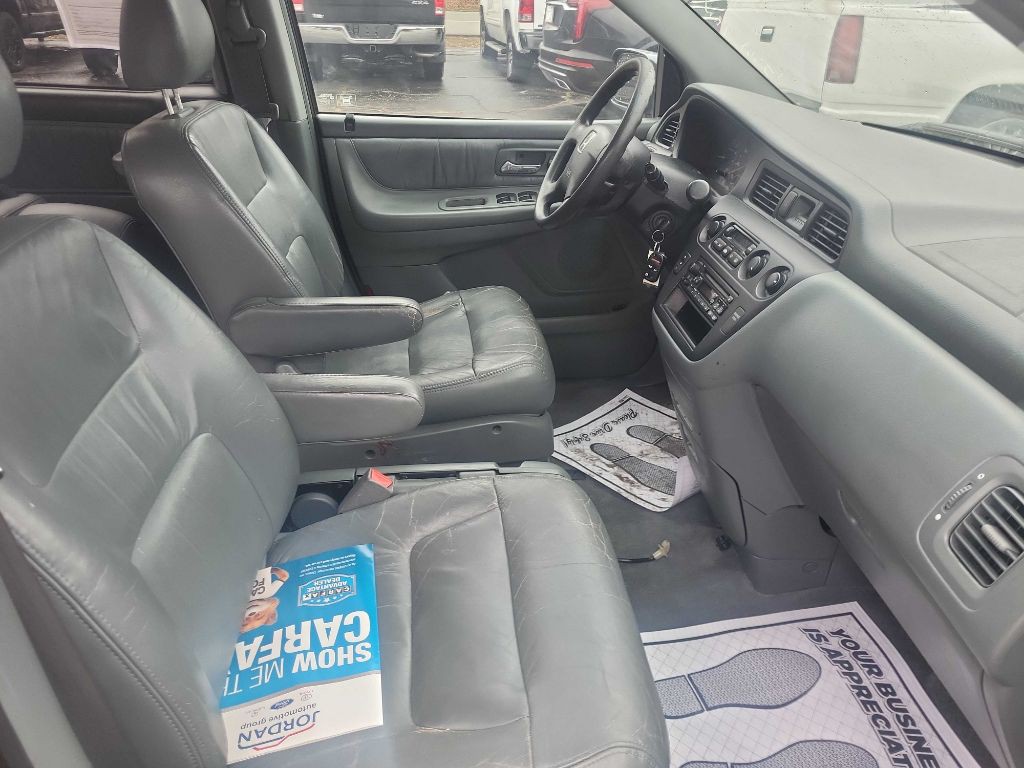 2003 Honda Odyssey Image 10