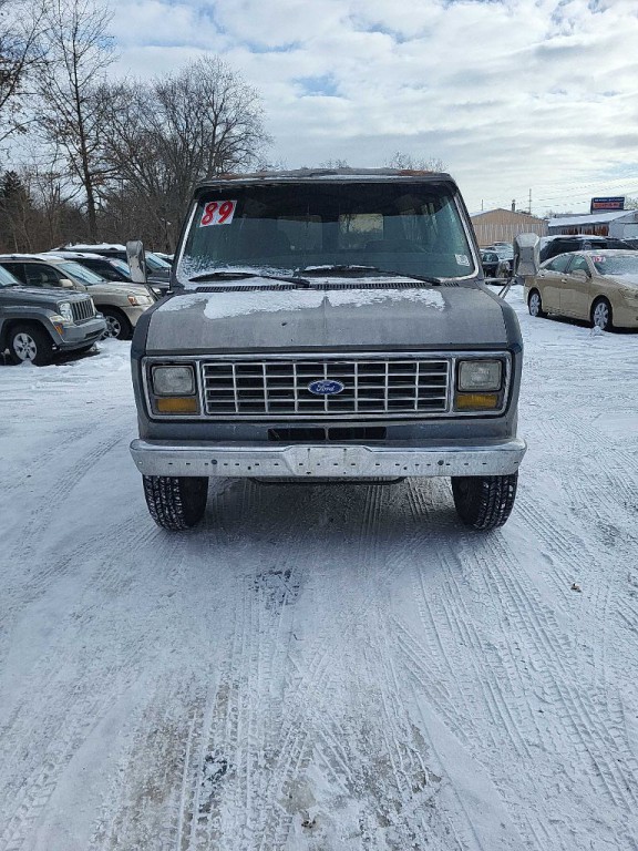 1989 Ford Econoline Image 4