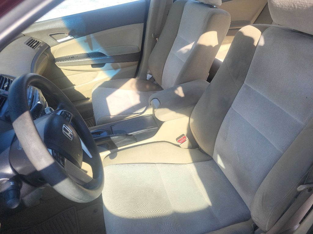 2010 Honda Accord Image 13