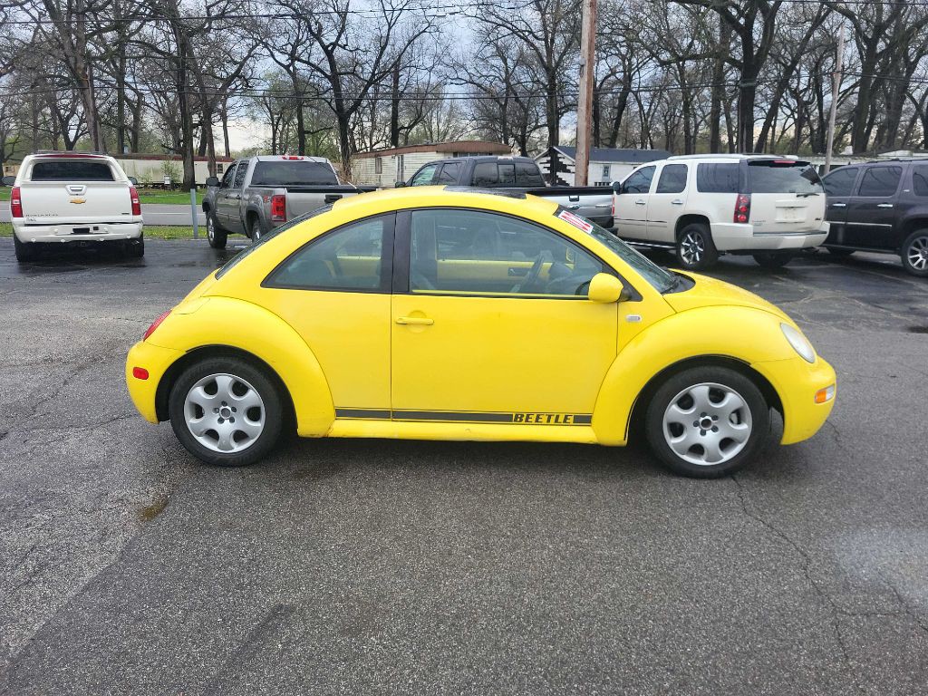 2002 Volkswagen Beetle Image 8