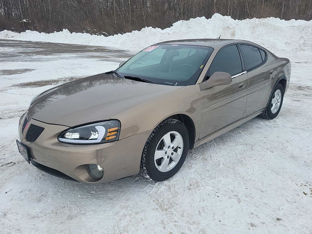 2007 Pontiac Grand Prix Image 7