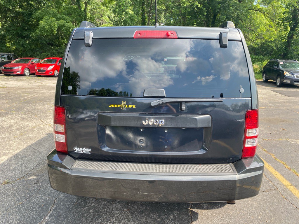 2010 Jeep Liberty Image 3