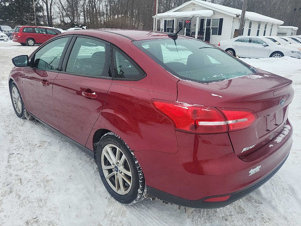 2016 Ford Focus Image 4