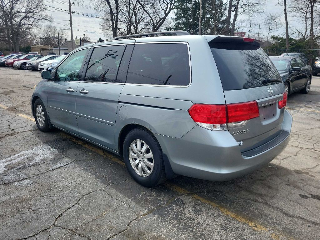 2010 Honda Odyssey Image 4