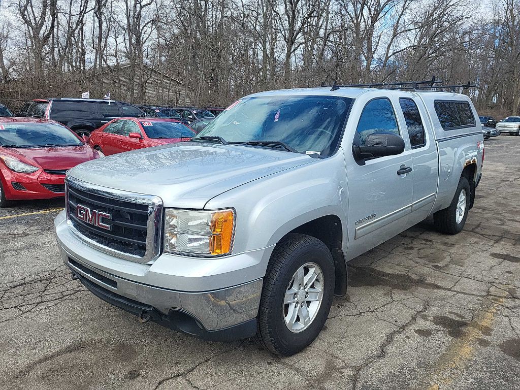 2011 GMC Sierra Image 1