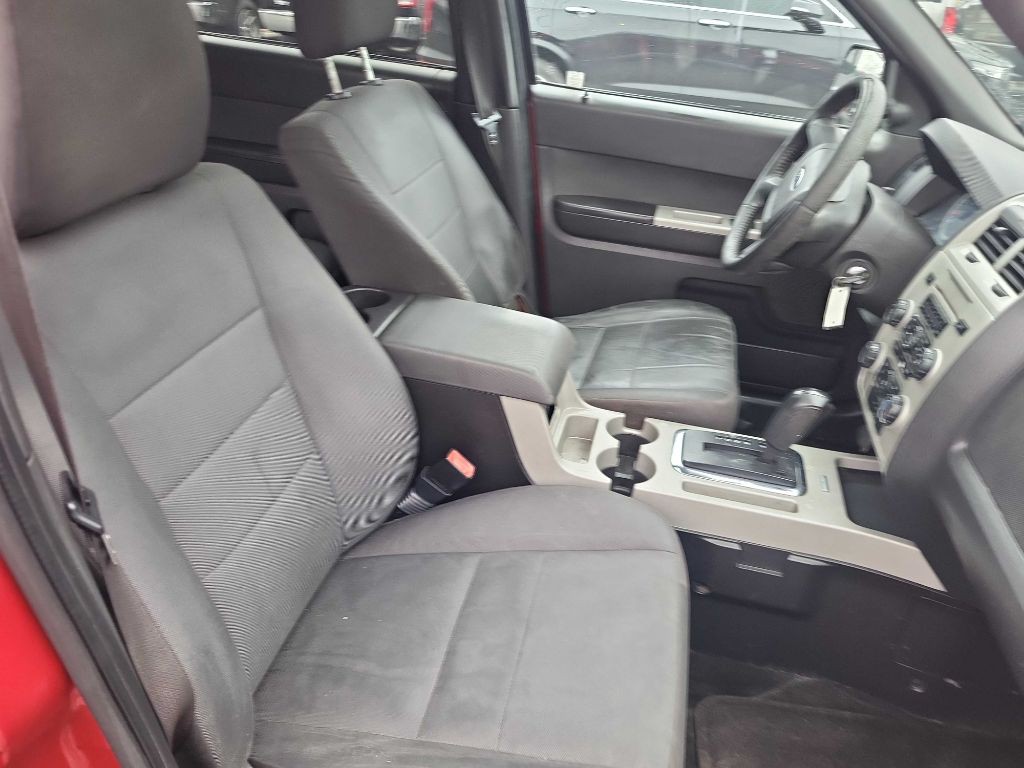2011 Ford Escape Image 12