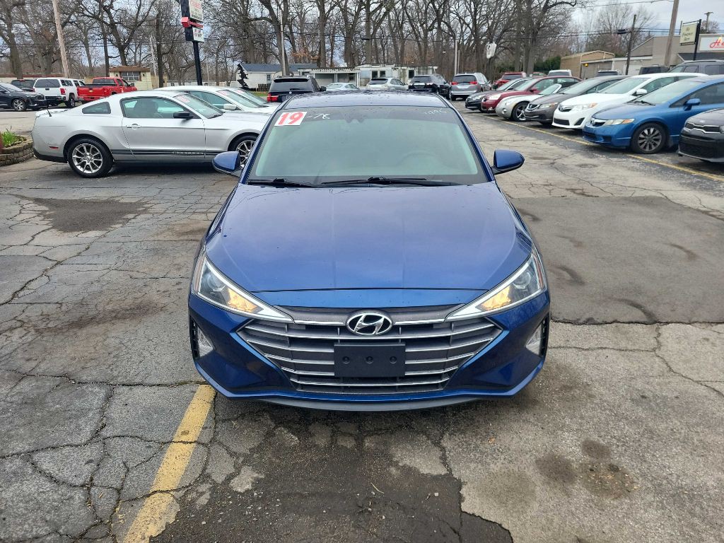 2019 Hyundai Elantra Image 4