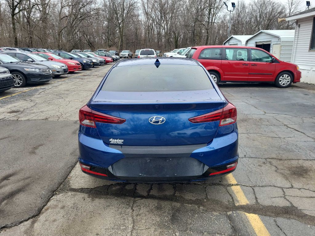 2019 Hyundai Elantra Image 7