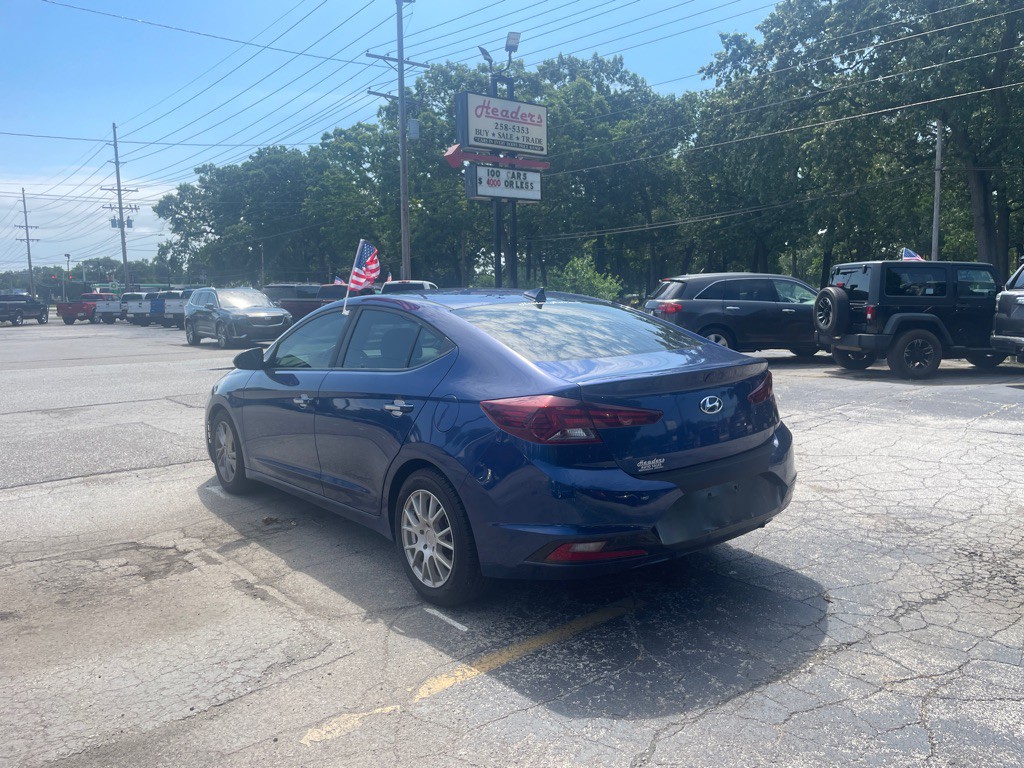 2019 Hyundai Elantra Image 7