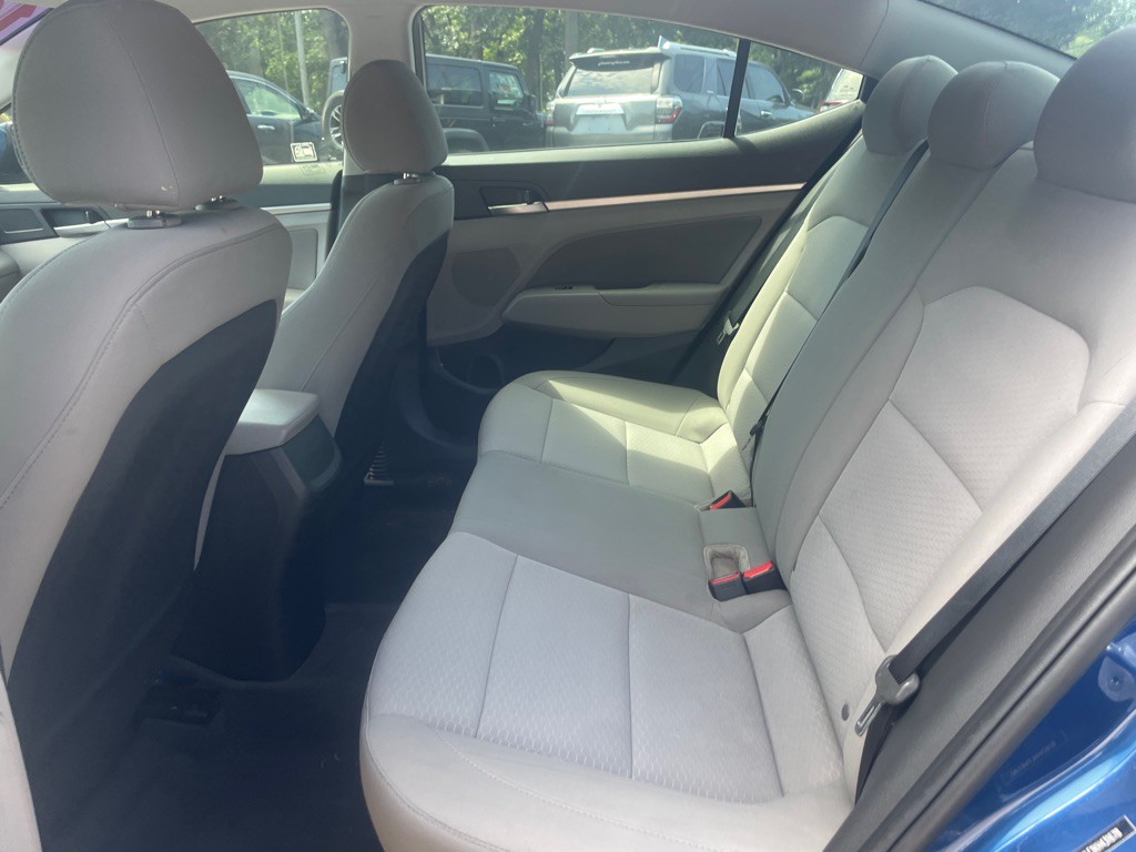 2019 Hyundai Elantra Image 11