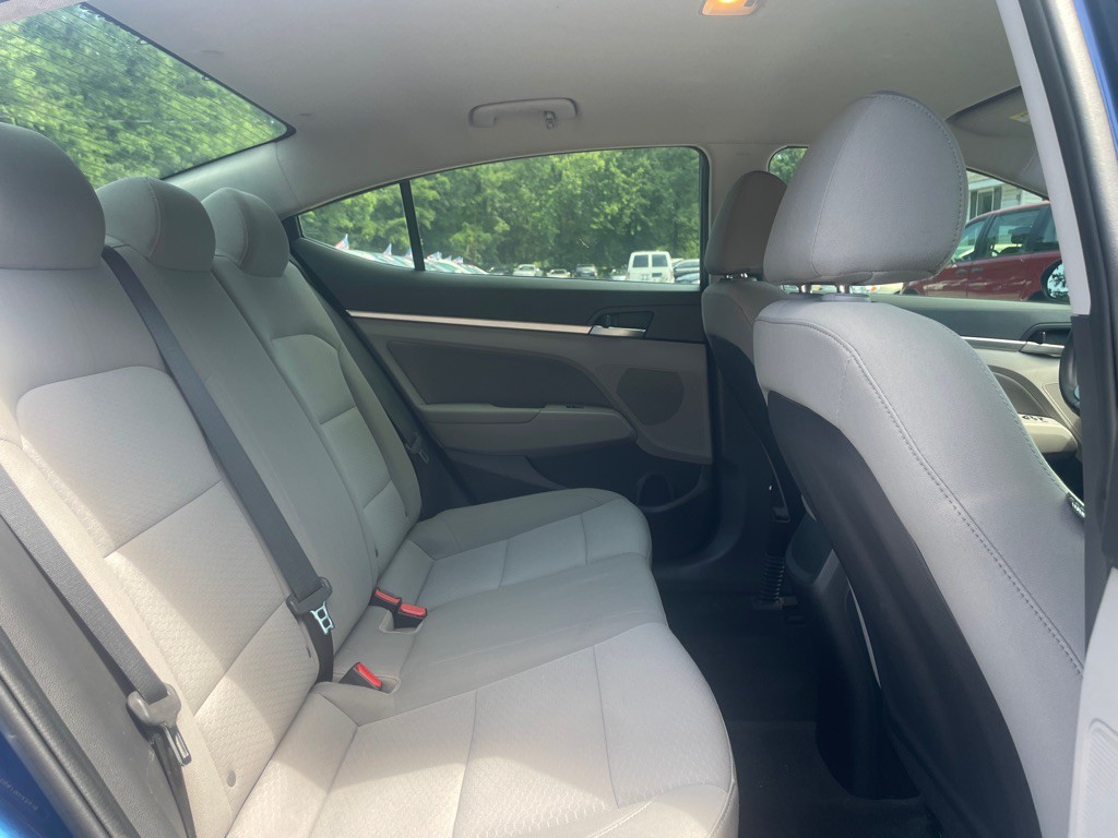 2019 Hyundai Elantra Image 13