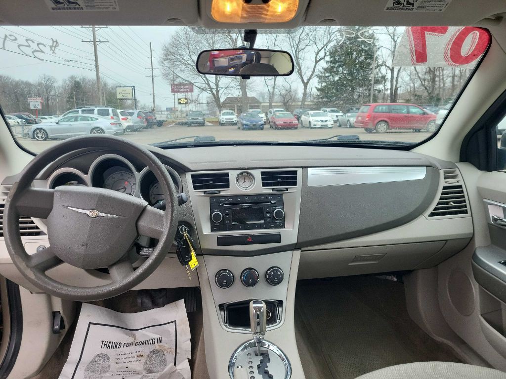 2007 Chrysler Sebring Image 9