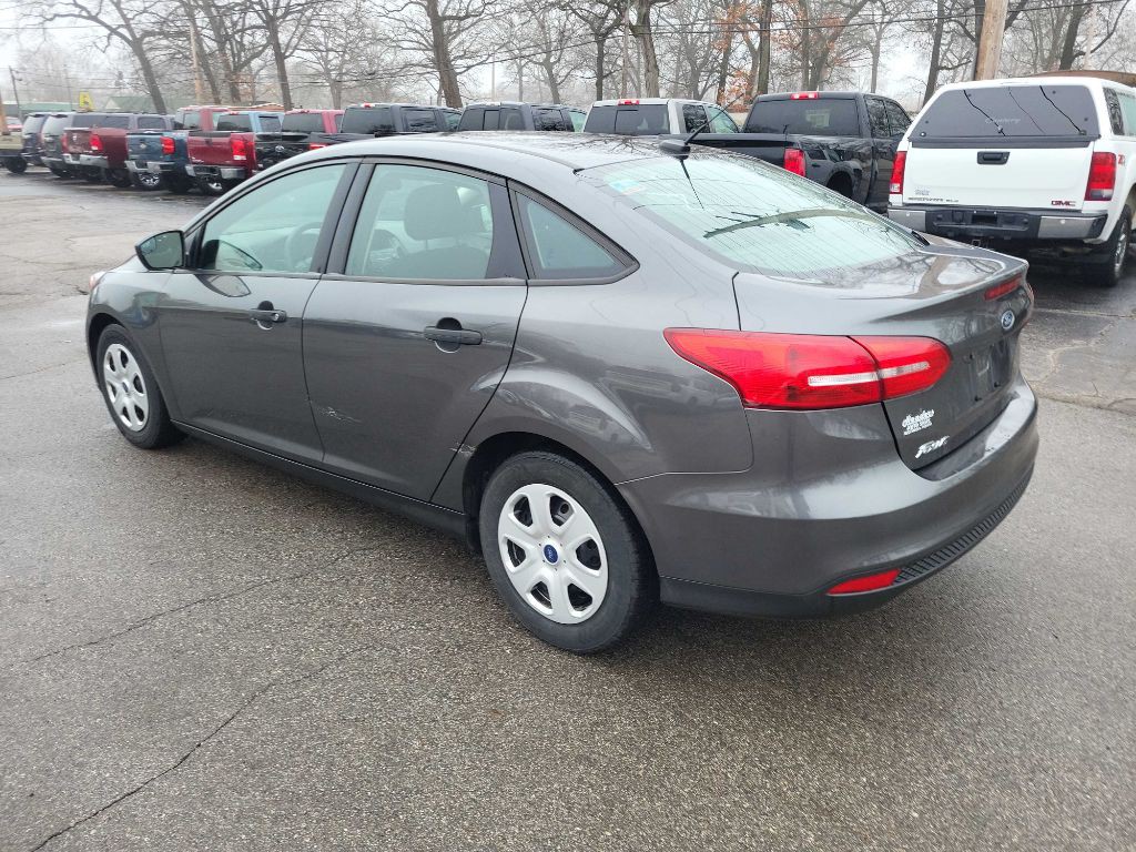 2018 Ford Focus Image 2