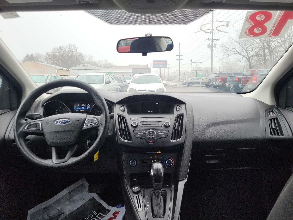 2018 Ford Focus Image 11