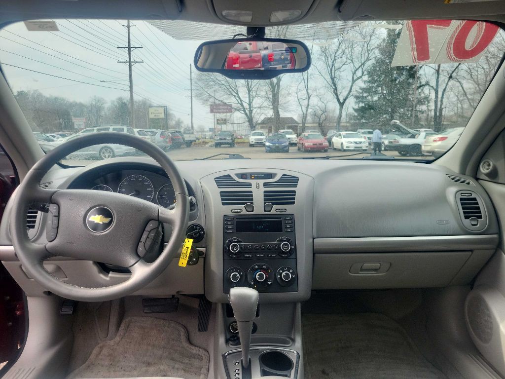 2007 Chevrolet Malibu Image 9